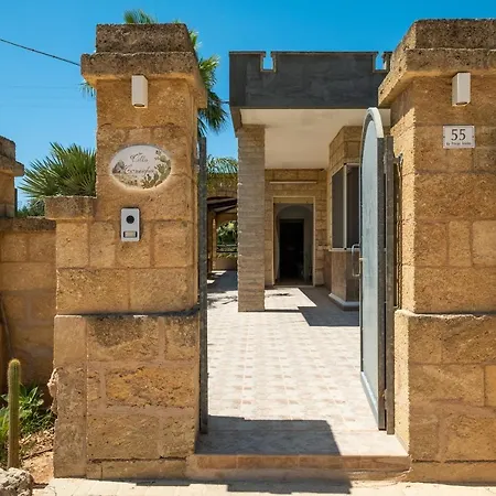 Villa Consiglia Torre San Giovanni
